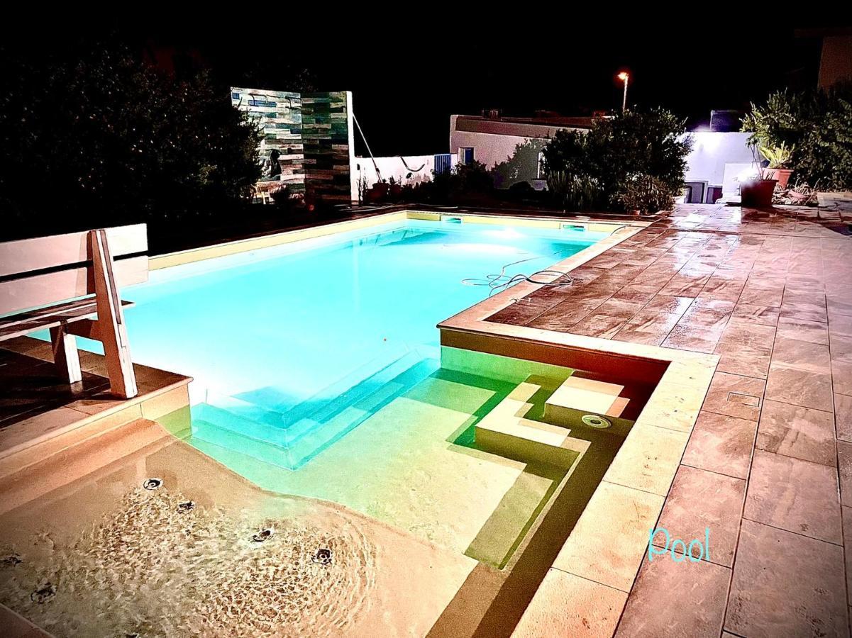 B&B Le Pavoncelle Sarde Флумини-ди-Кварту Экстерьер фото